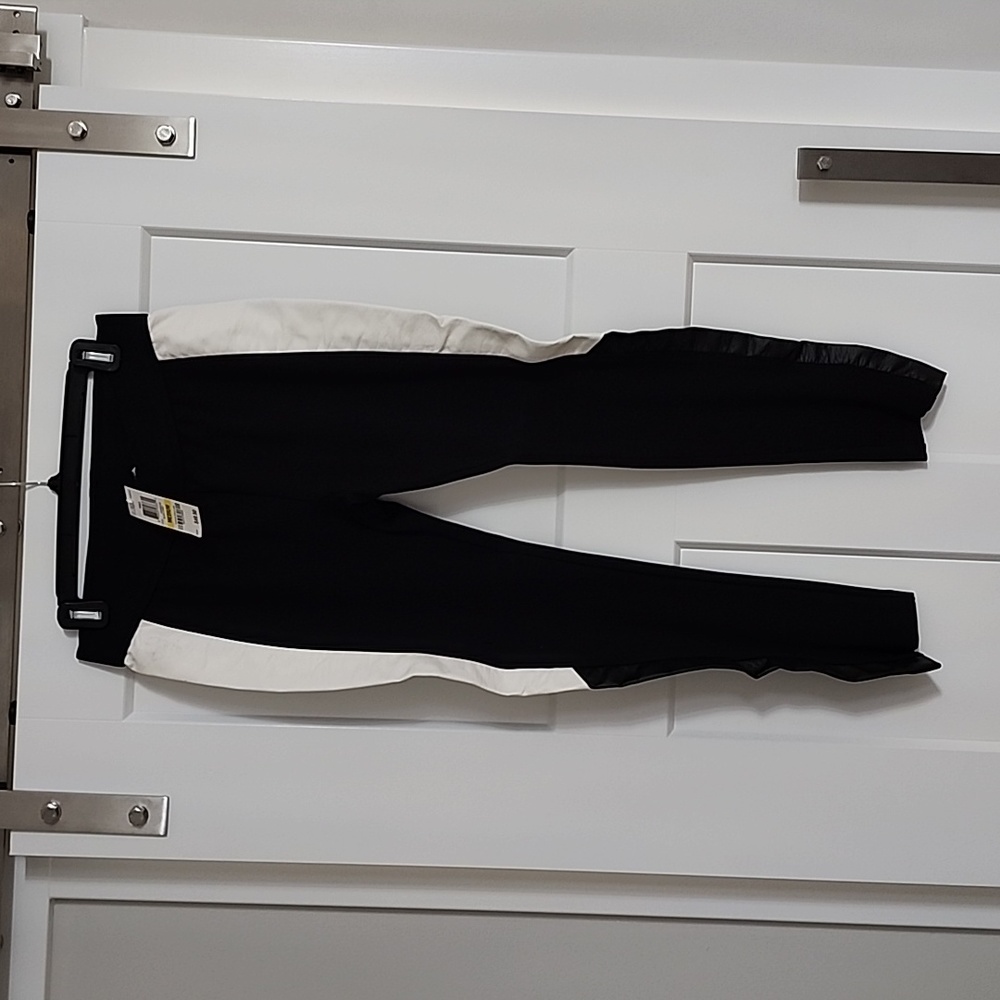 Bar111 New with tags!!Black and white pants.